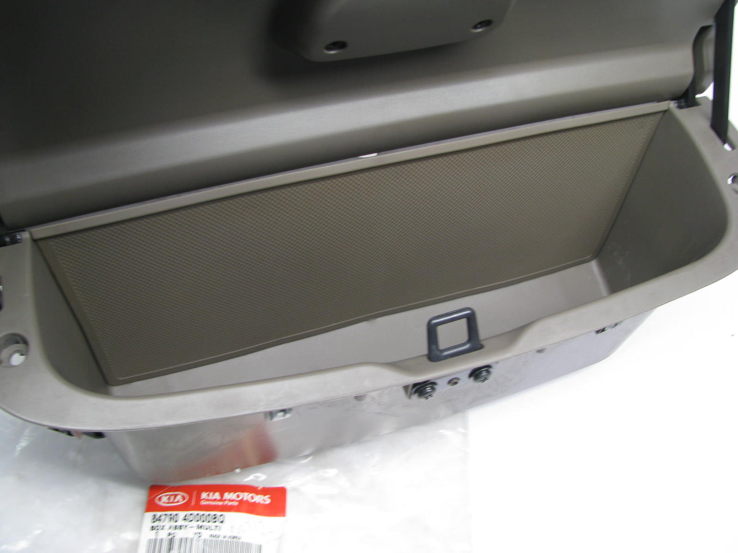 NEW - OEM 847904D000BQ Upper Glove Box For 2006-2014 Kia Sedona