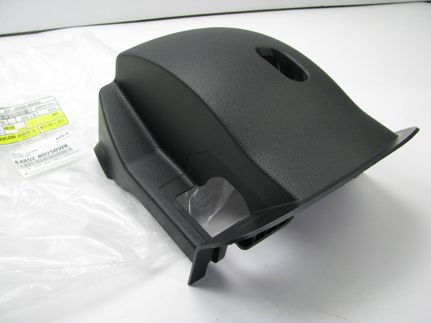 NEW Lower Steering Column Trim Cover Shroud OEM For 17-18 Kia Forte 84852B0250WK
