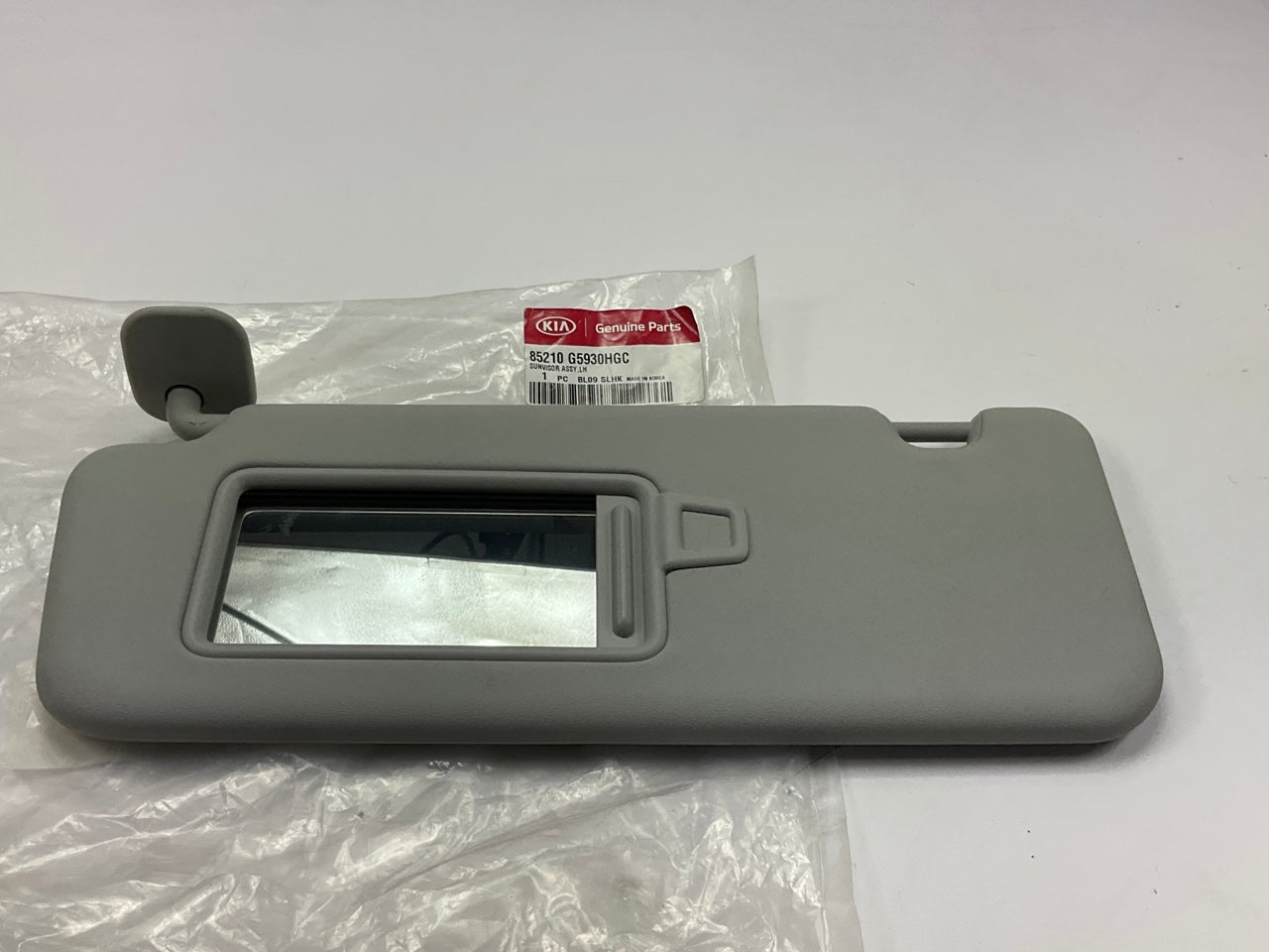 NEW - OEM 85210G5930HGC Front Left Drivers Side Sun Visor For 2017-2020 Kia Niro