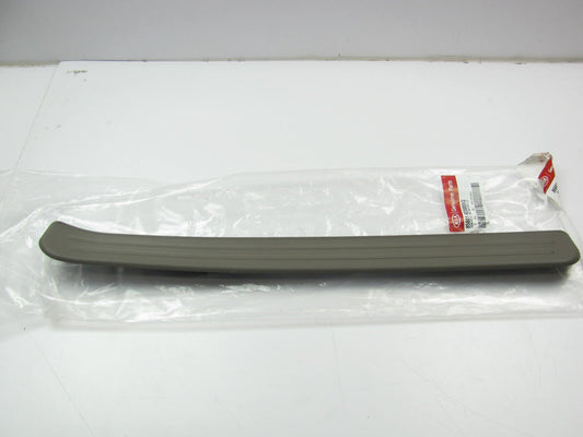 NEW FRONT LEFT Door Sill Scuff Plate Trim Cover OEM For 09-14 Sedona