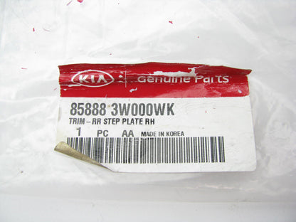 NEW GENUINE Rear Right Side Sill Step Plate For 11-16 Kia Sportage 858883W000WK