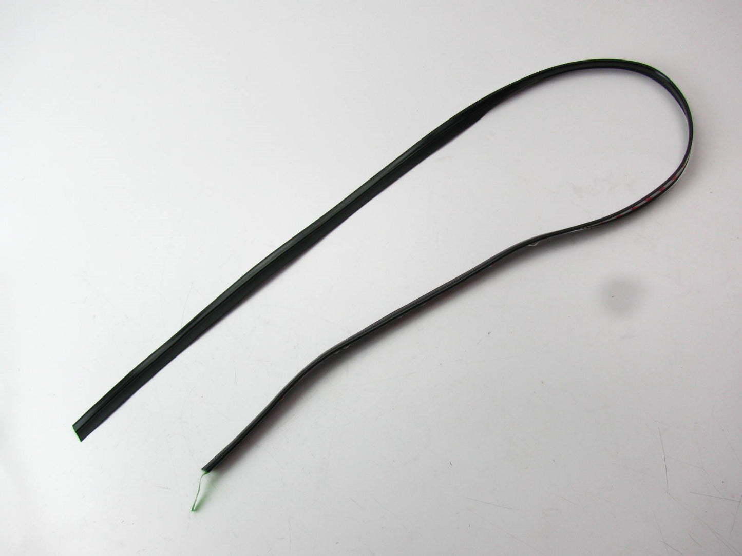 New Genuine Windshield Reveal Moulding Trim Strip OEM For 14-19 Soul 86131B2000
