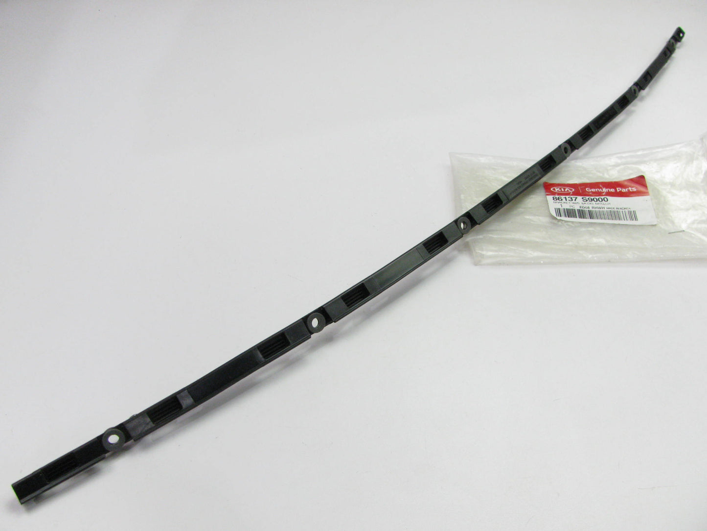 NEW Left Driver Side Windshield Molding Retainer Bracket For 20-24 Kia Telluride