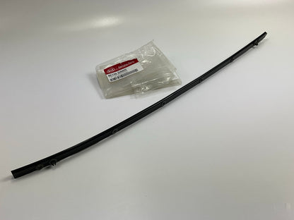 NEW 86139D4000 Right Windshield Moulding Mounting Bracket For 2016-2020 Optima