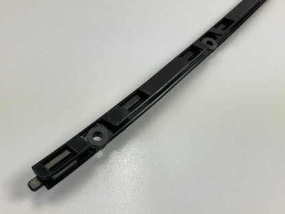 NEW 86139D4000 Right Windshield Moulding Mounting Bracket For 2016-2020 Optima