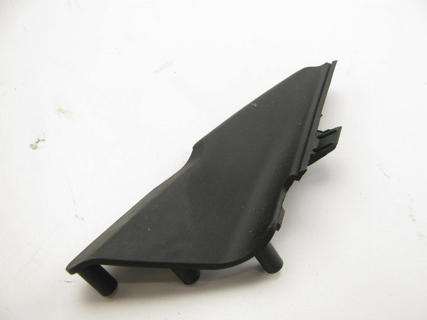 NEW GENUINE Windshield Top Right Cowl Panel Corner Moulding For 09-12 Kia Soul