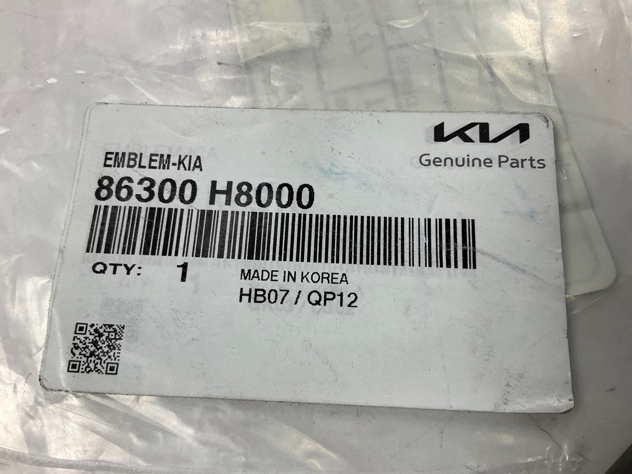 NEW GENUINE Front Hood Emblem Logo OEM For 2022-2023 Kia Rio 86300H8000