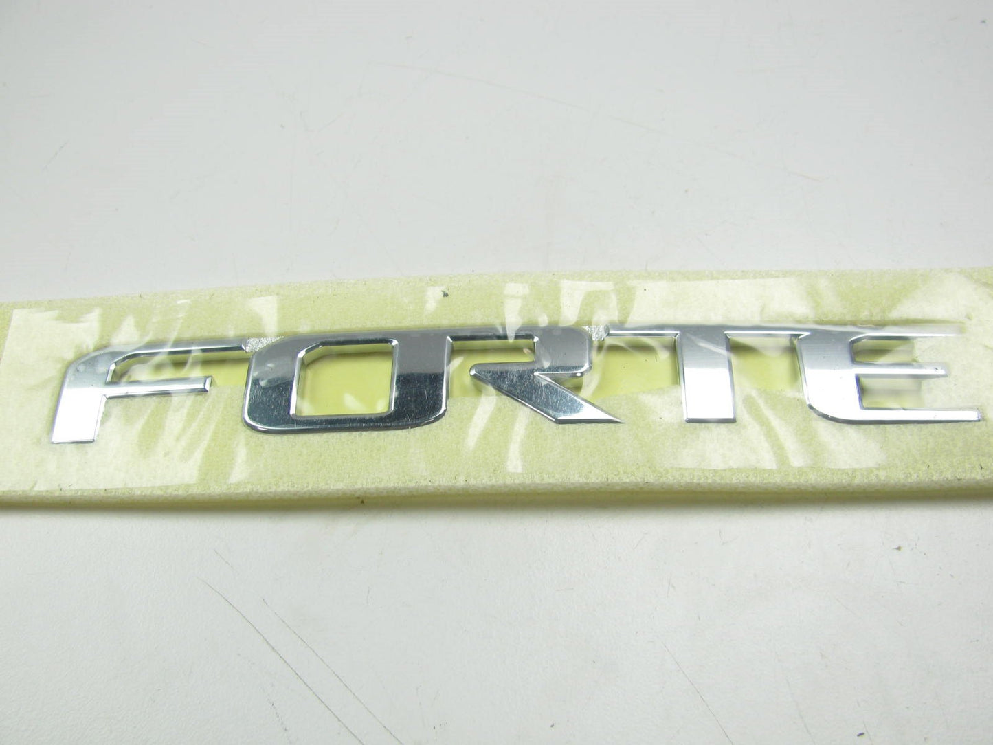 New Genuine FORTE Rear Trunk Lid / Hatch Lid Emblem OEM For 2010-2013 Kia Forte