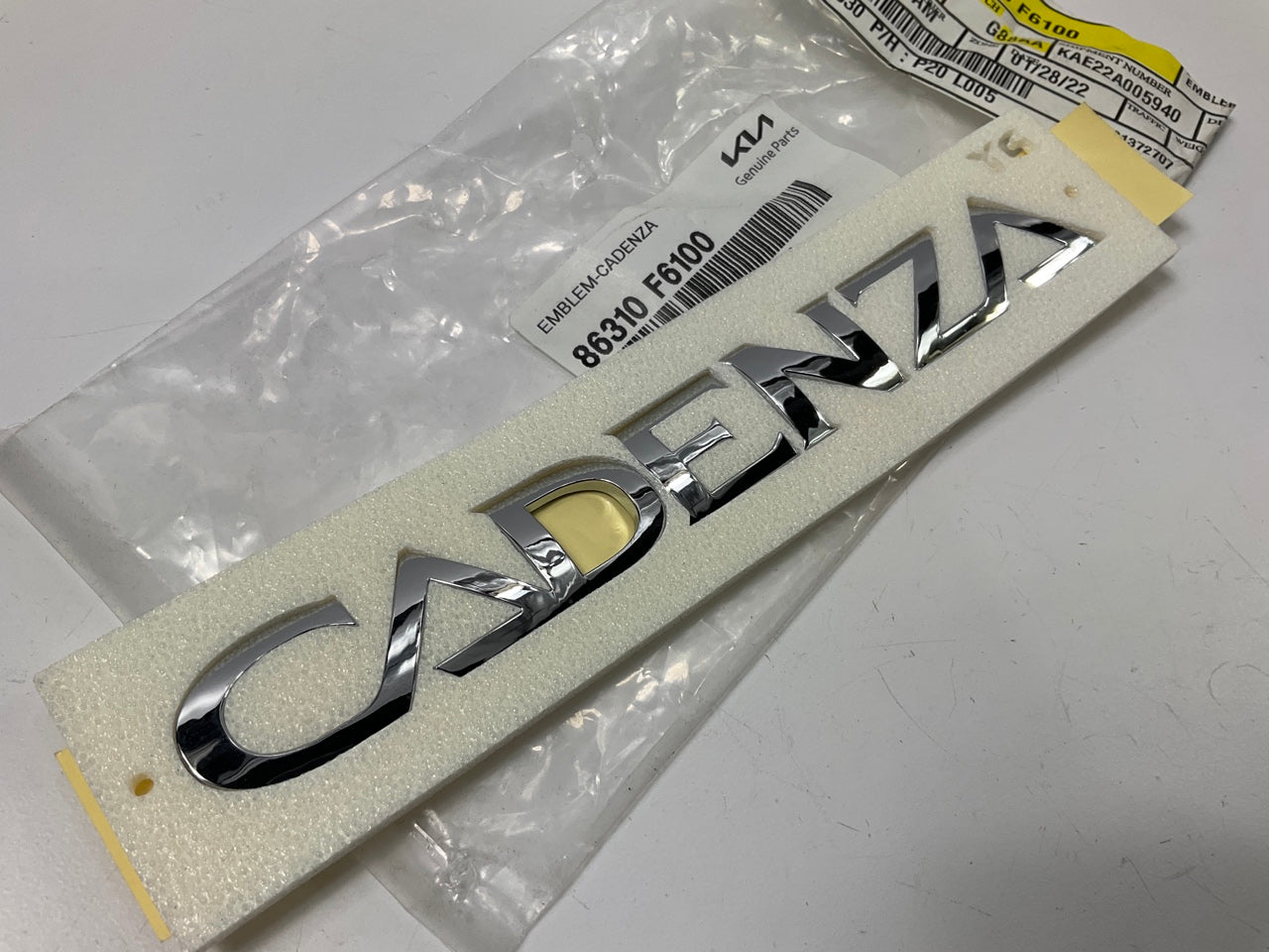 NEW Rear Trunk Lid Emblem Nameplate OEM For 2017-2019 Kia Cadenza 86310F6100