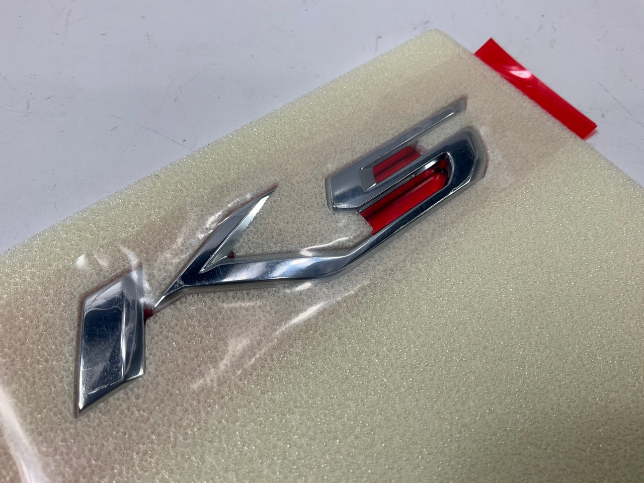 NEW - OEM 86310L2000 Trunk Lid Emblem For 2021-2022 Kia K5