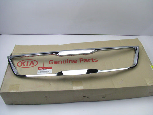 New OEM Chrome Grille Surround 863531M500 For 2011-2013 Kia Forte