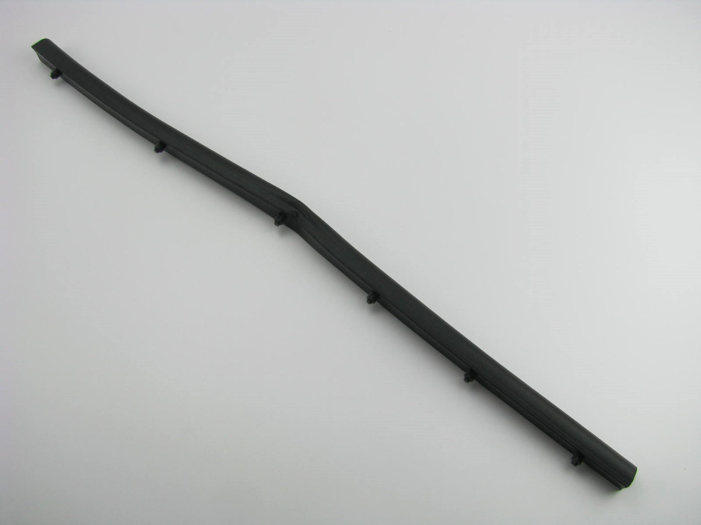 NEW GENUINE OEM Front Hood Seal Gasket Strip For 2007-10 Kia Rondo 864351D000