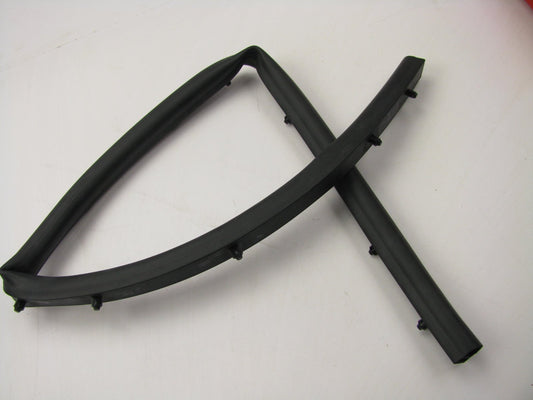NEW -  OEM GENUINE Front Hood Weatherstip Seal For 2005-2010 Kia Sportage
