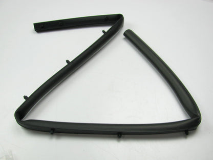 NEW GENUINE Front Hood Weatherstrip Seal OEM For 2006-2010 Kia Sedona 864354D000