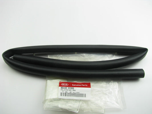 864403E000 Front Hood Weather Stip Seal OEM For Kia Sorento 2003-2009