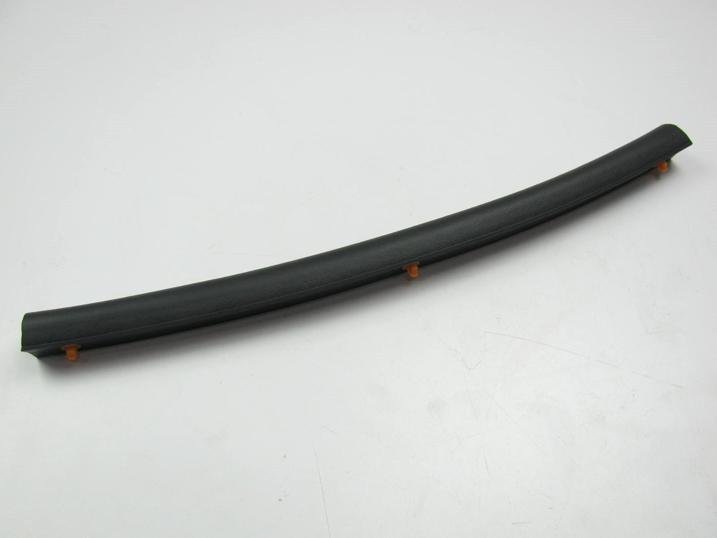 LEFT Drivers Side Fender Seal Strip OEM For 11-15 Kia Sorento 864702P000