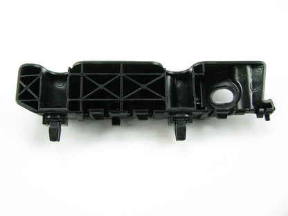 New OEM Front Bumper Left Side Retainer Bracket For 10-13 Kia Forte 865131M000