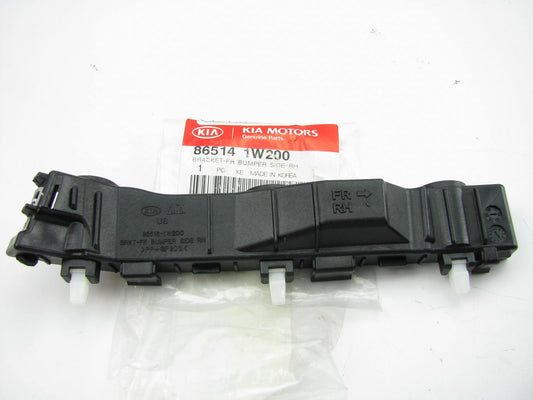 New Genuine Front Bumper Right Guide Bracket OEM For 12-17 Kia Rio 865141W200