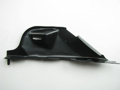 FRONT Bumper Cover Bracket Left Drivers Side OEM For 2003-06 Sorento 865153E000