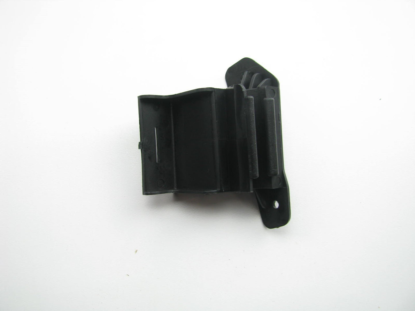 865171F010 Front Left Side Bmper Bracket OEM For Kia Sportage 2005-2010