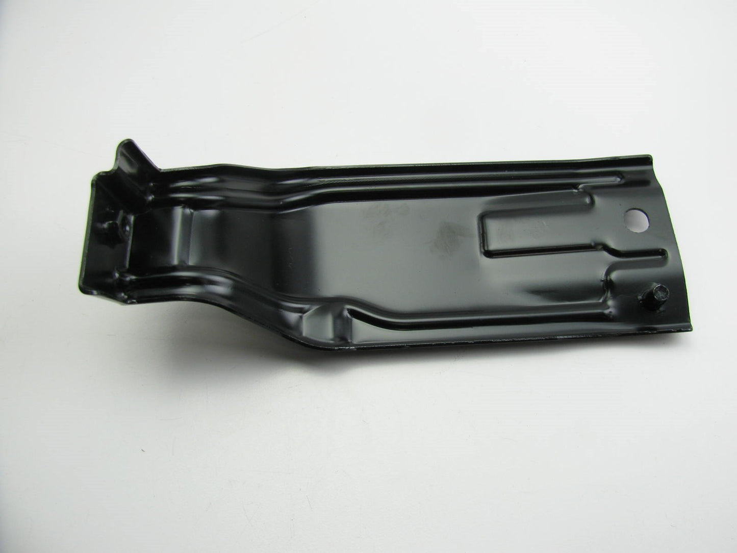 New OEM Front Bumper Side Bracket Right Passenger For 14-15 Sorento 865181U700