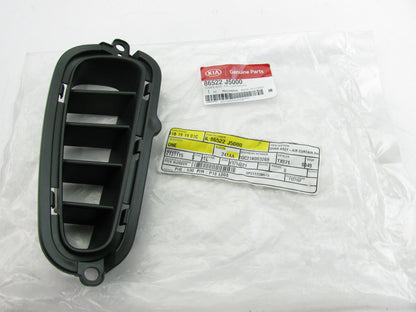 NEW Front Bumper Right Passengers Air Vent Duct Grille OEM For 18-21 Kia Stinger
