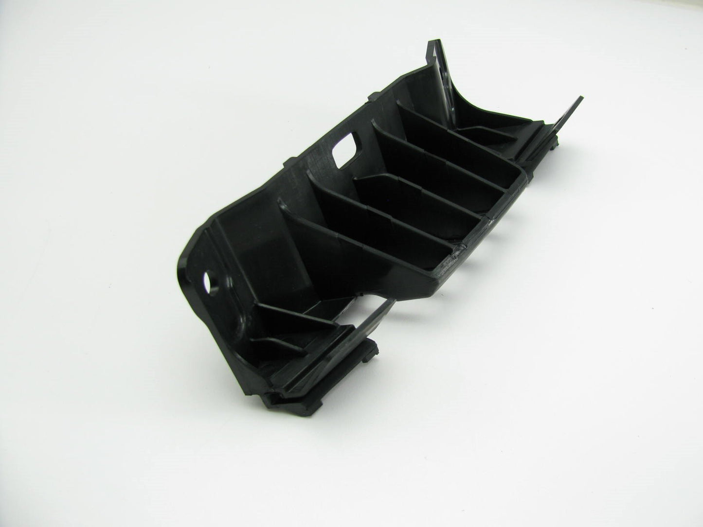 NEW GENUINE Front Upper Left Bumper Bracket OEM For 2007-2010 Kia Rondo