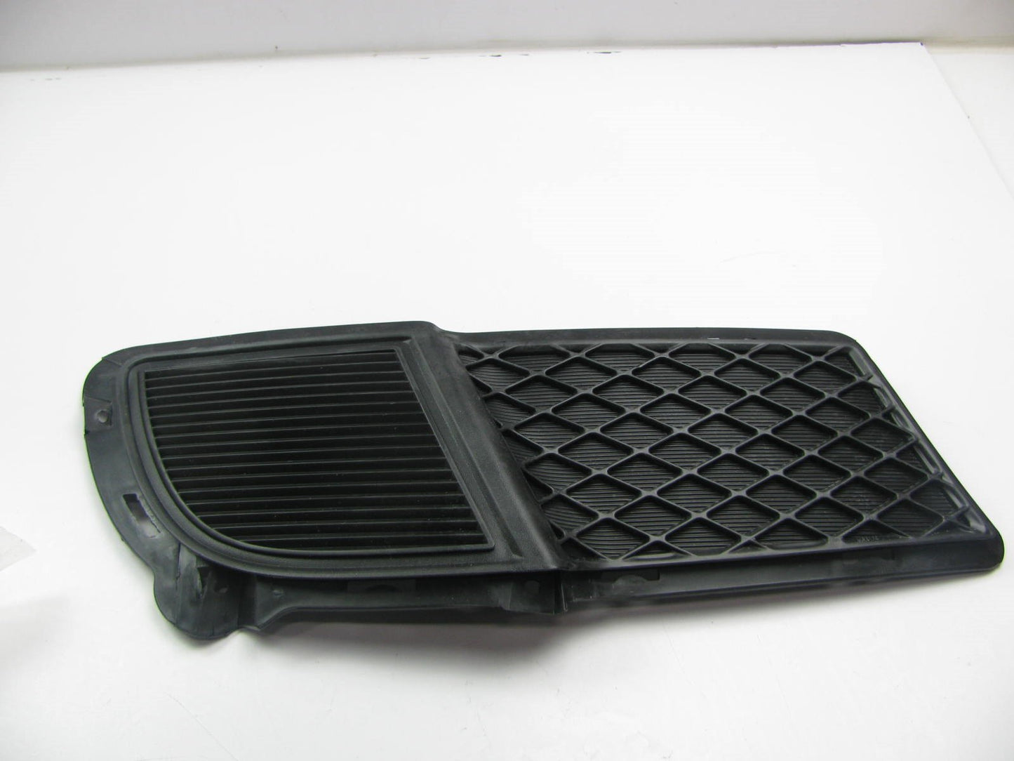 New - Left Drivers Side Bumper Fog Lamp Blanking Cover For 2010-2013 Kia Forte