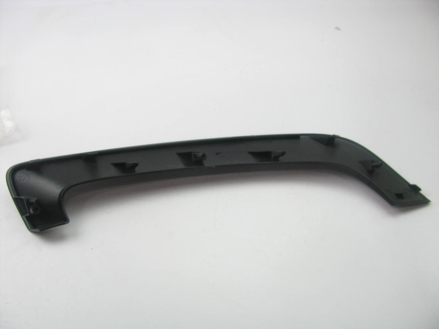 Front Bumper Corner Trim Molding LEFT Drivers Side OEM For 2010-2011 Kia Soul