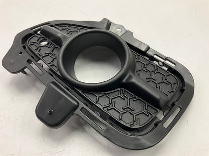 NEW Fog Light Fog Lamp Trim Bezel Right Passengers OEM For 2021-2023 Kia Seltos