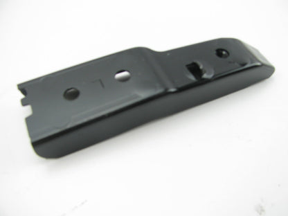 NEW - OEM Front Left Upper Center Bumper Cover Side Bracket For 2012-13 Kia Soul