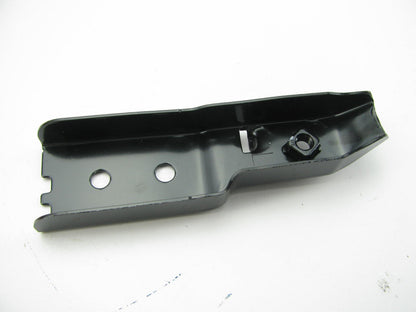 NEW - OEM Front Left Upper Center Bumper Cover Side Bracket For 2012-13 Kia Soul