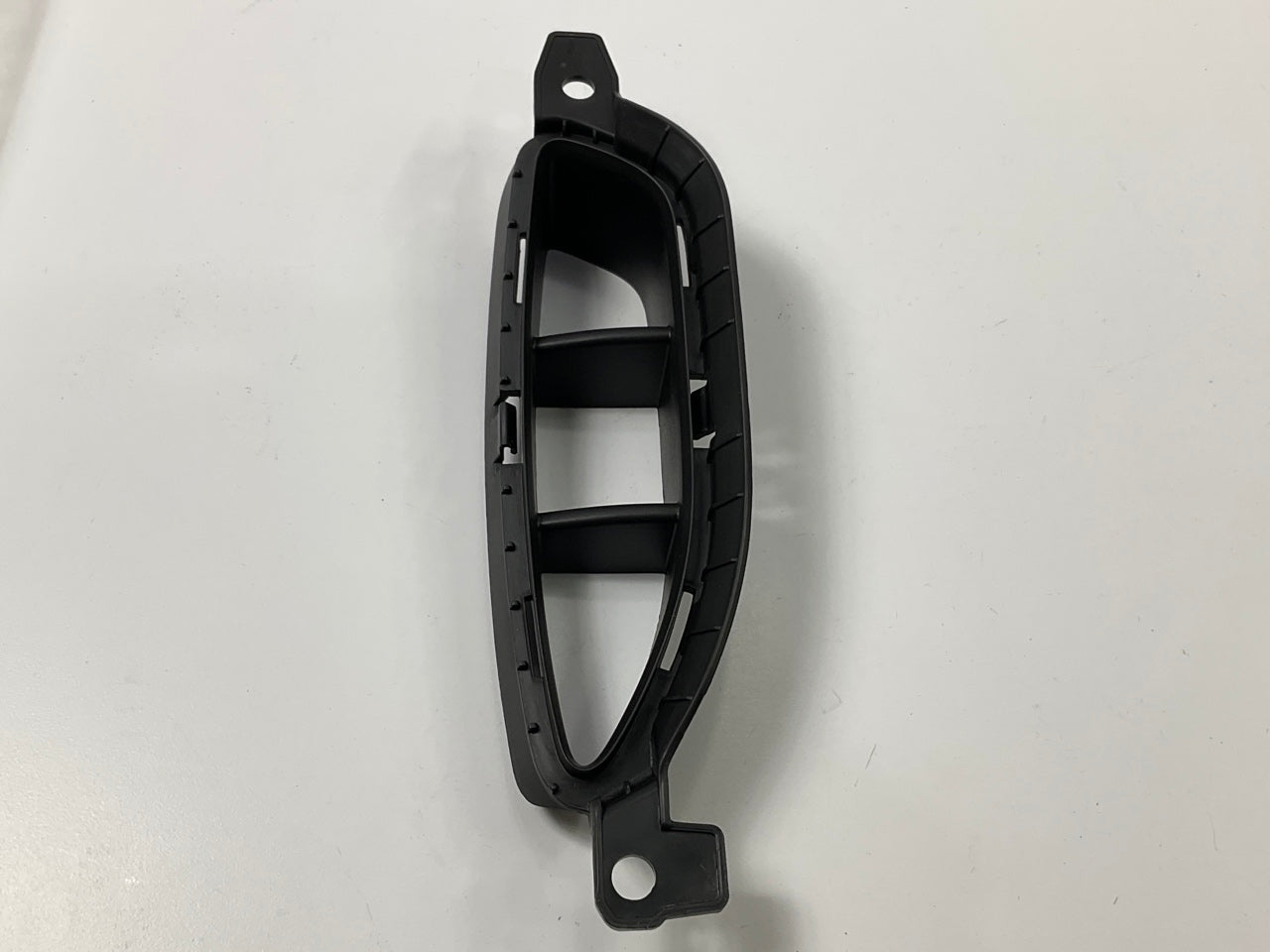 Front Bumper Grille Air Duct Right Passengers Side OEM For 2017-2018 Kia Forte