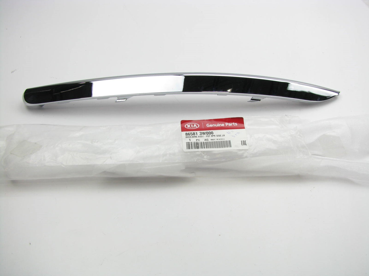 NEW - OEM Front Left Side Chrome Moulding Bumper Trim For 2011-16 Kia Sportage