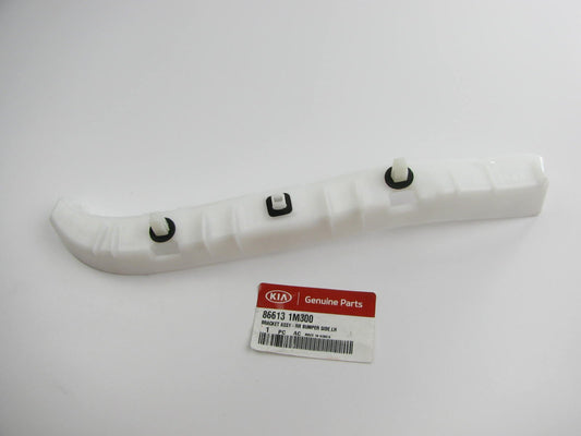 Rear Bumper Cover Left Drivers Side Retainer Bracket OEM For 10-13 Forte Koup