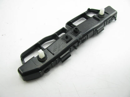 New Rear Bumper Left Side Retainer Bracket For 11-12 Kia Forte 866131M500
