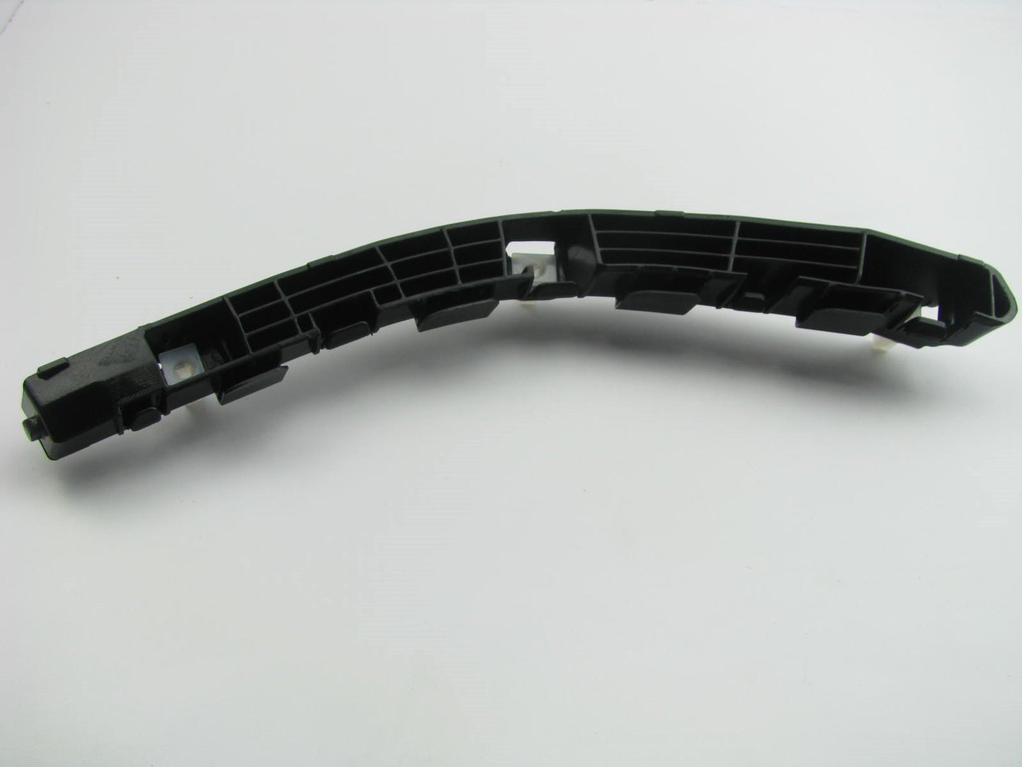 REAR Bumper Cover Bracket Left Drivers Side OEM For 2011-2016 Kia Sportage