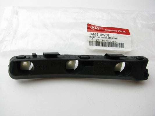 New Rear Bumper Right Side Guide Mounting Bracket For 12-16 Kia Rio 866141W200