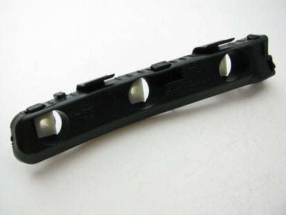New Rear Bumper Right Side Guide Mounting Bracket For 12-16 Kia Rio 866141W200