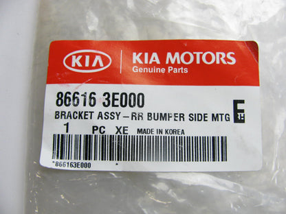 Rear Bumper Cover Reinforcement Bracket Right Passengers OEM For 03-06 Sorento
