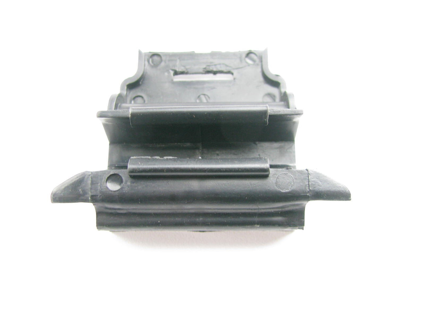 New OEM Rear Bumper Cover Mounting Bracket For 05-10 Kia Sportage 866171F000