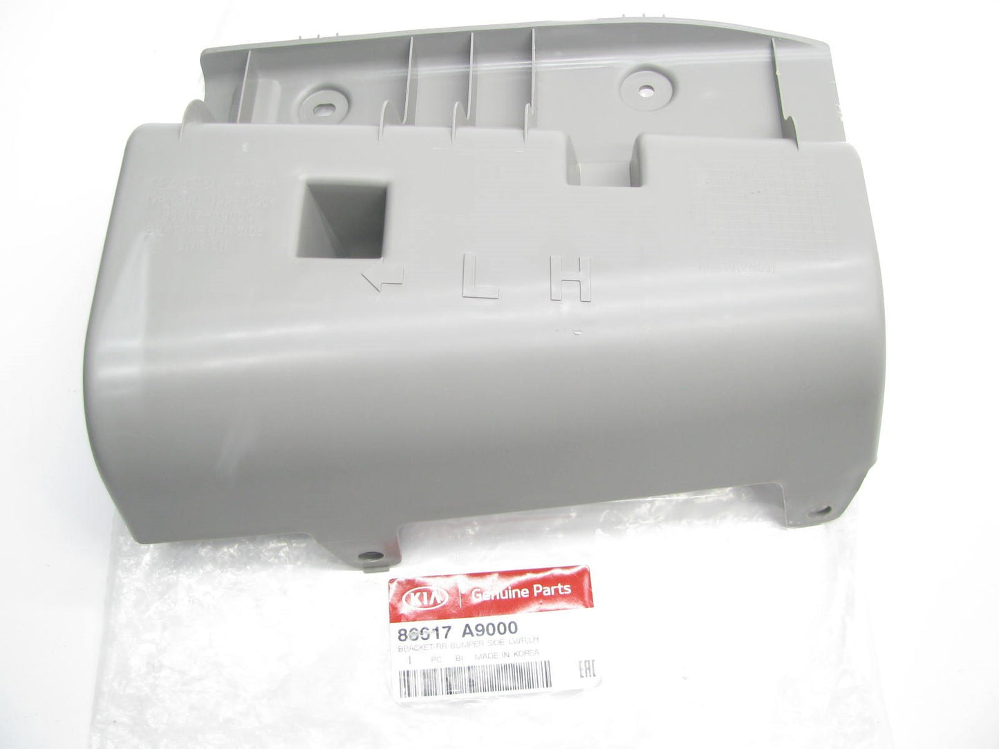 New OEM Rear Bumper Cover Left Lower Mounting Brace Bracket For 15-17 Kia Sedona
