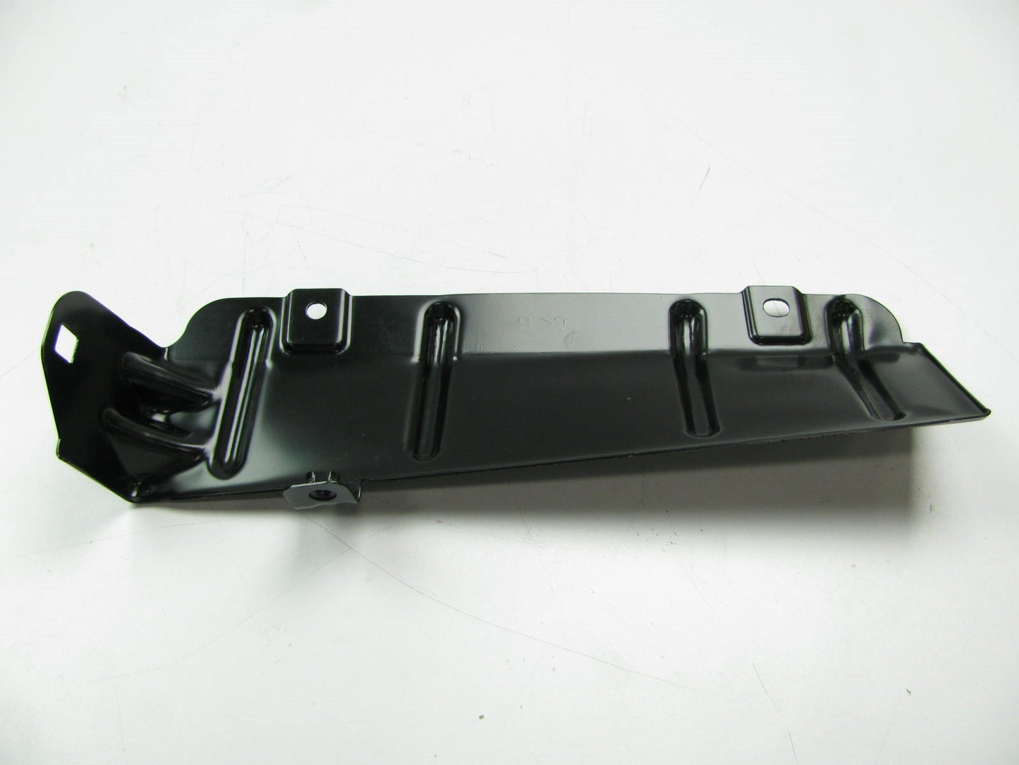 Rear Bumper RIGHT Lower Mounting Support Bracket OEM For 06-12 Sedona 866224D000