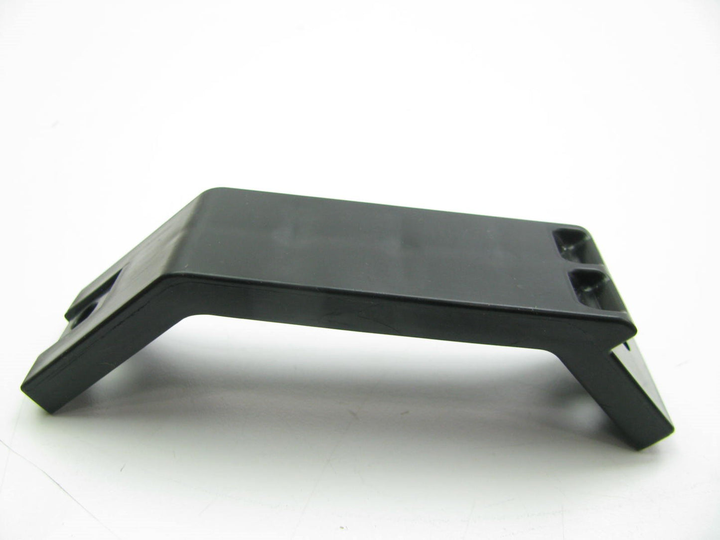 NEW - OEM GENUINE REAR Impact Bar Lower Mounting Bracket For 2014-15 Kia Sorento