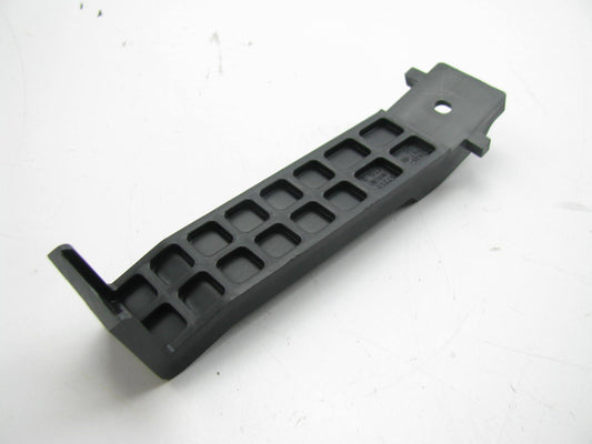 New Rear Bumper Impact Bar Lower Center Bracket For 14-15 Kia Forte Koup