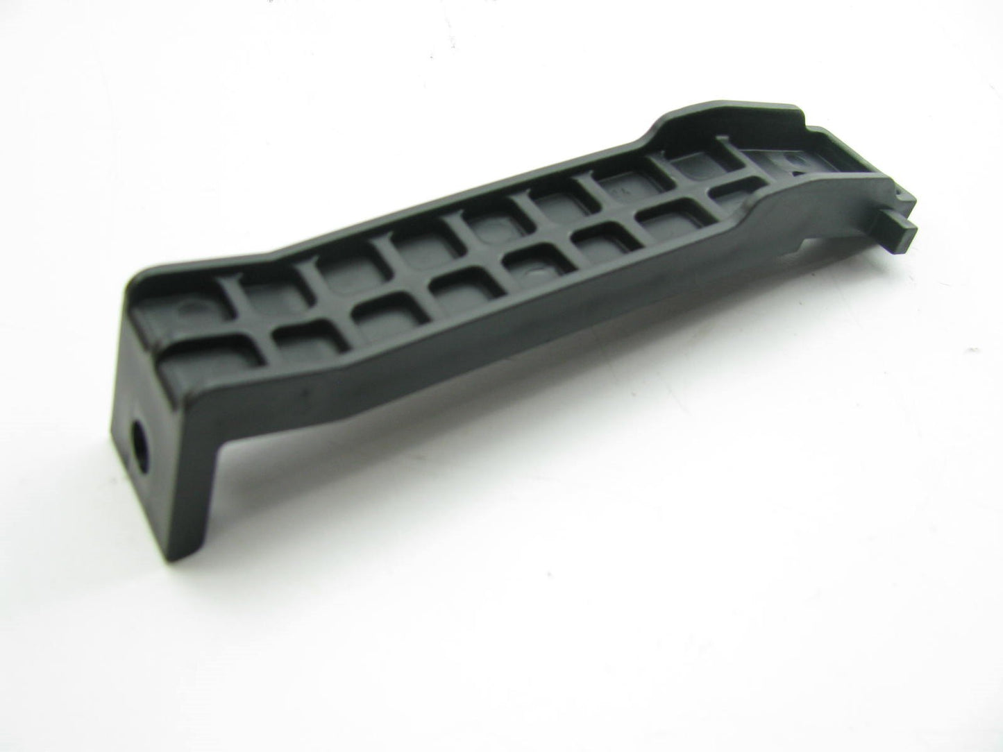New Rear Bumper Impact Bar Lower Center Bracket For 14-15 Kia Forte Koup