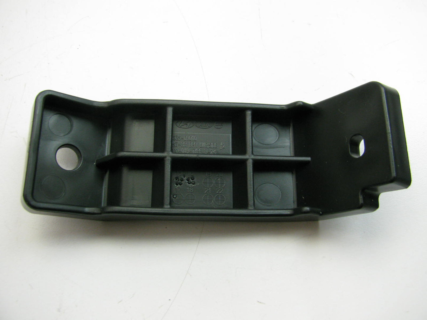 NEW 86635D9010 Rear Bumper Right Impact Bar Lower Bracket For 17-19 Kia Sportage