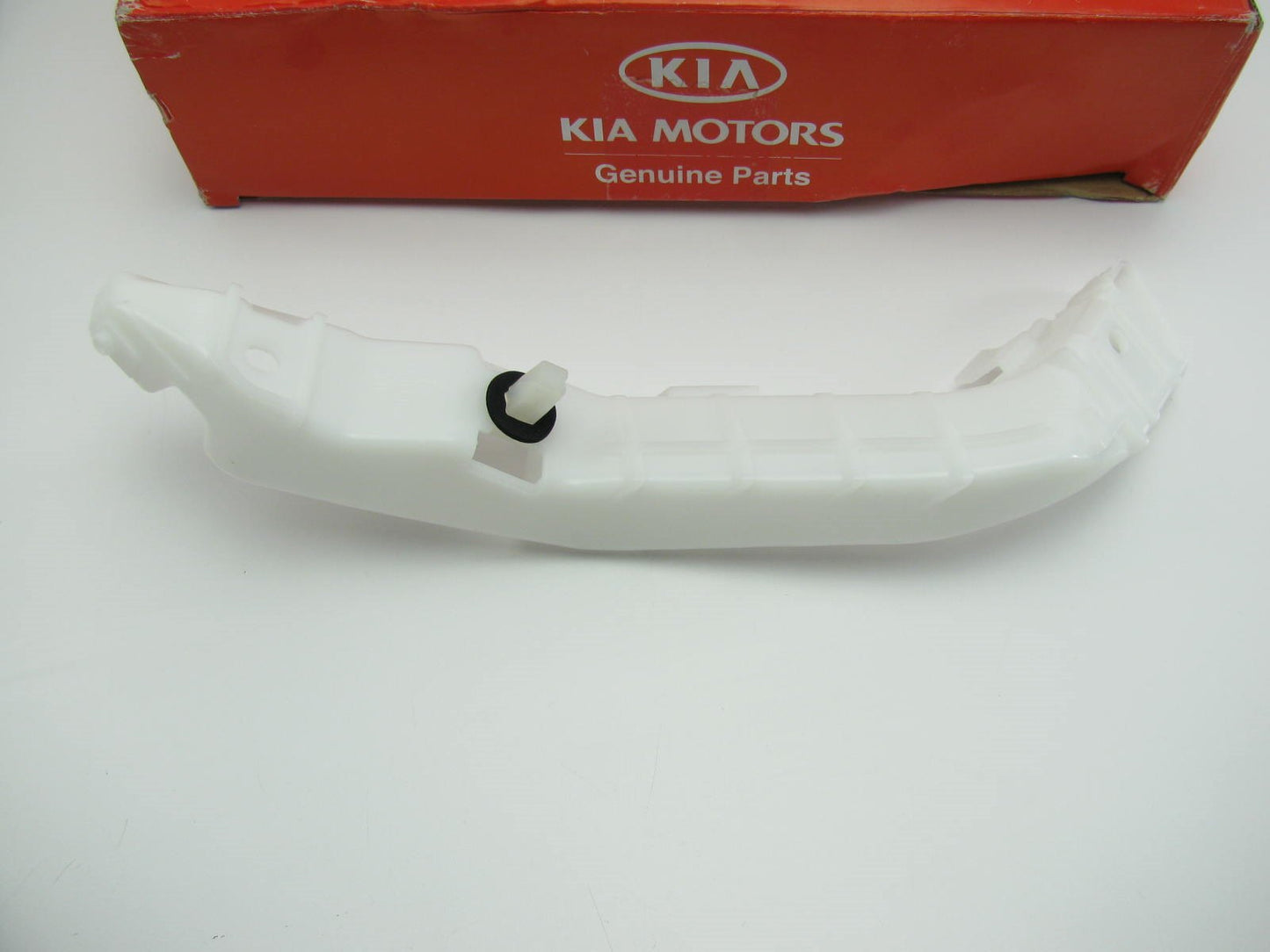 Rear Bumper Cover Bracket - Right Passengers Side - OEM For 2010-2013 Kia Soul