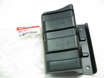 Rear Bumper L.H Cover Side Bracket Left (Drivers Rear) OEM For 2014-2015 Sorento
