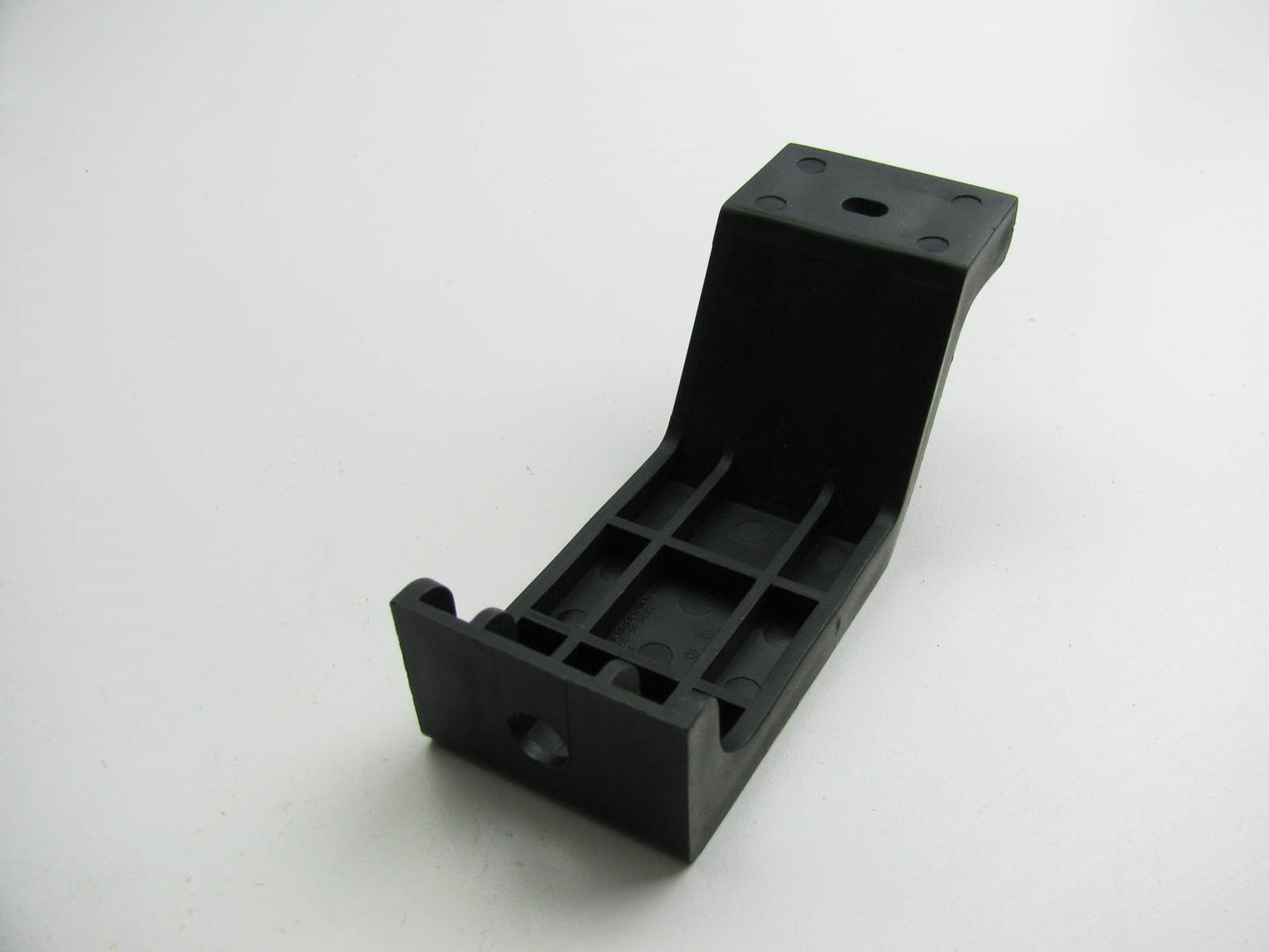 New Rear Bumper Upper Mounting Bracket For 05-09 Spectra HATCHBACK 866812F200